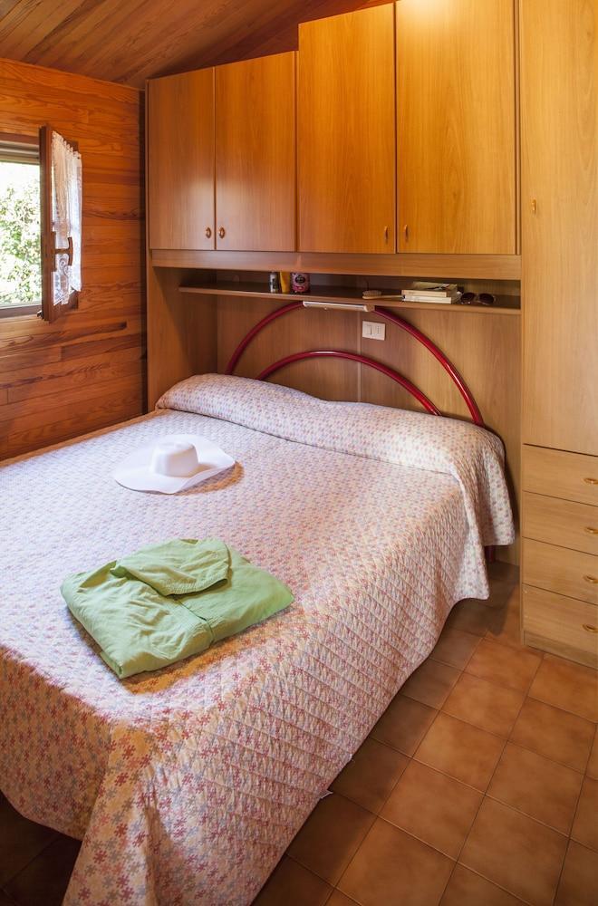 Caravelle Camping Village Ceriale Extérieur photo